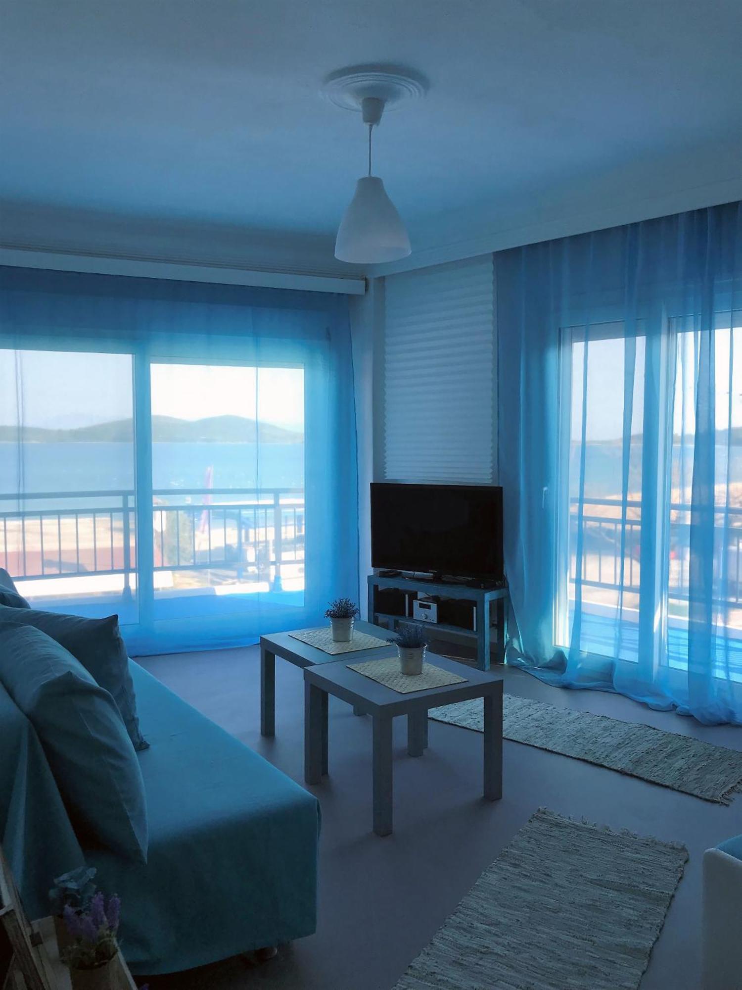 דירות Néa Péramos Upper Deck Apt. מראה חיצוני תמונה
