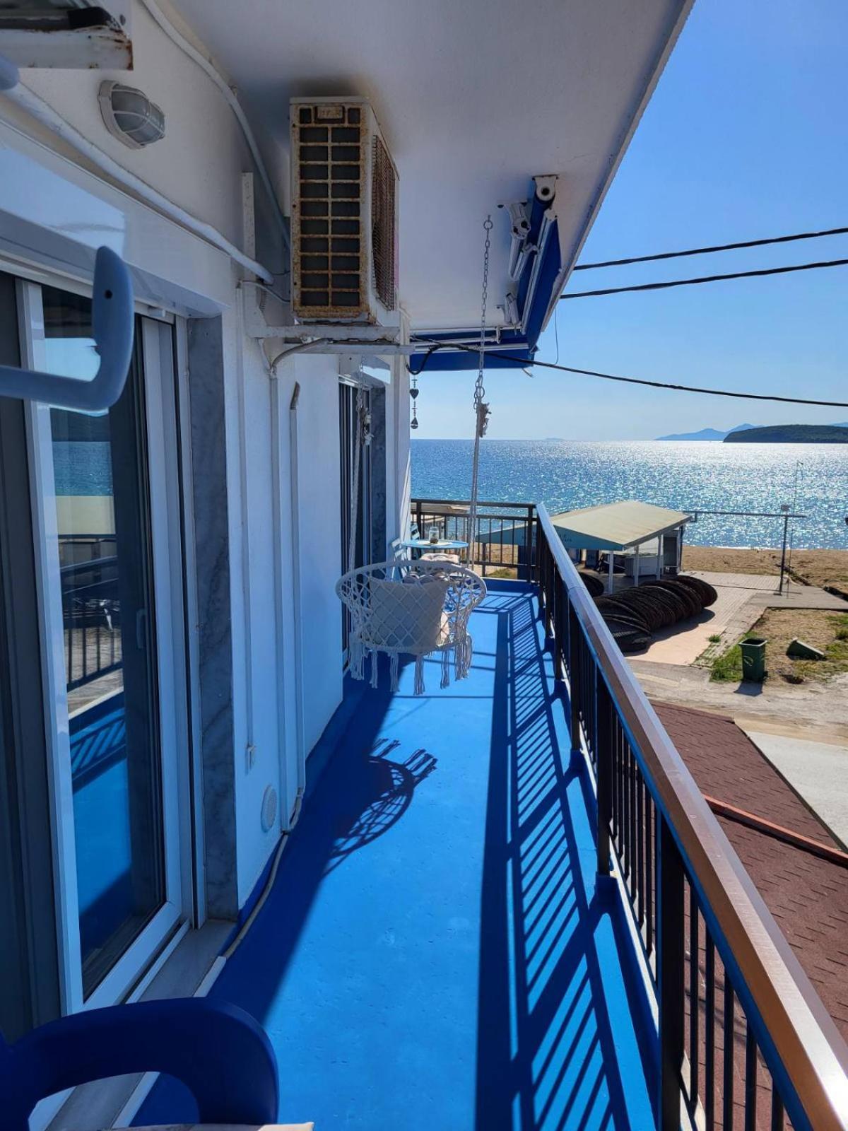 דירות Néa Péramos Upper Deck Apt. מראה חיצוני תמונה